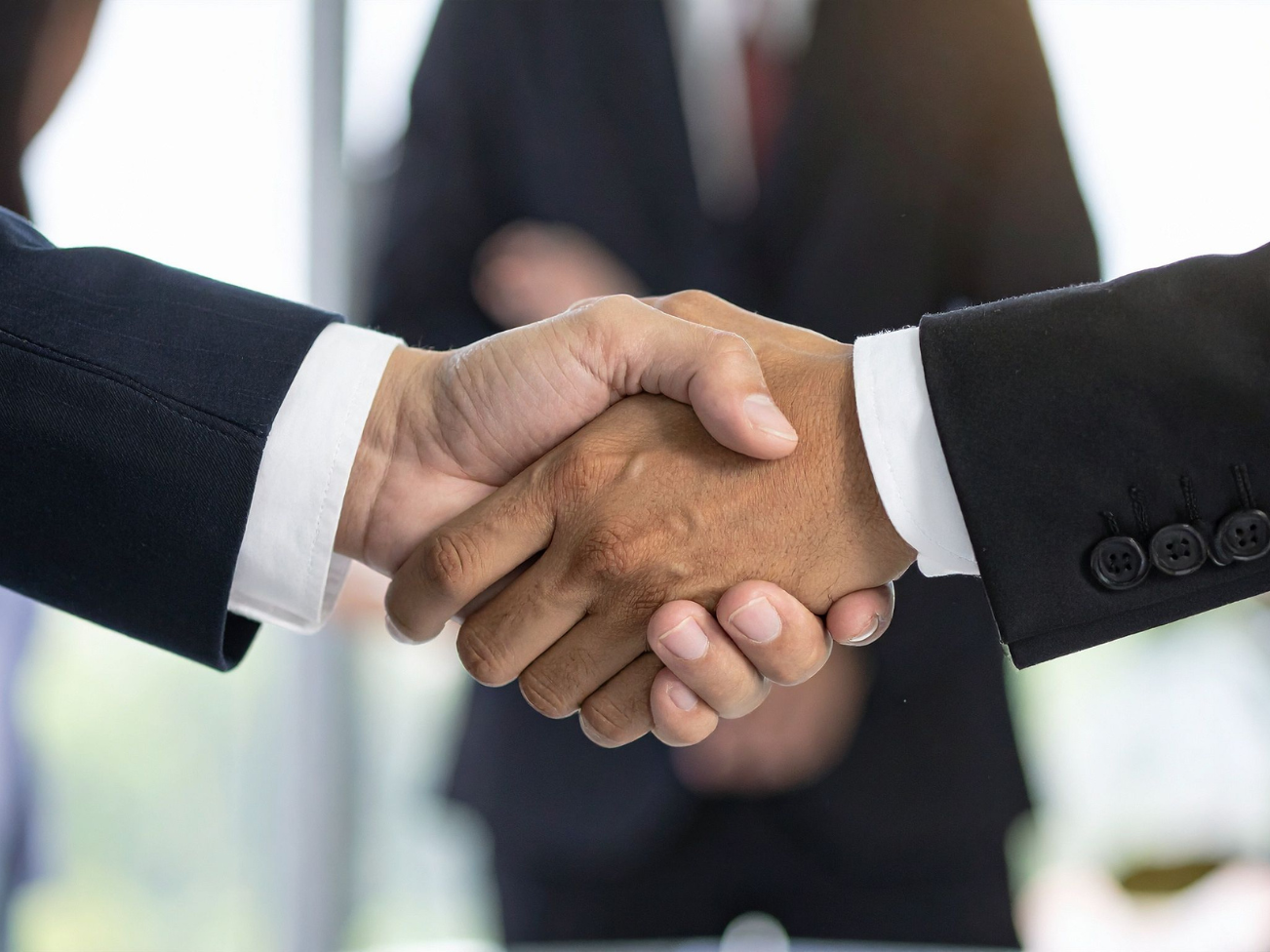 IMAGE: Broker meeting / handshake